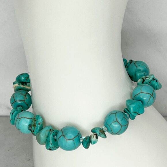 Faux Turquoise Beaded Stretch Bracelet - Picture 8 of 8